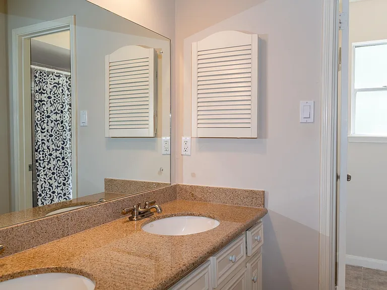 1704 Crystal Hills Dr — Photo 23