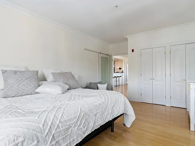 323 Boylston St #602 — Photo 10