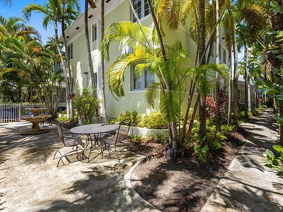2nd image of 1561 Lenox Ave
