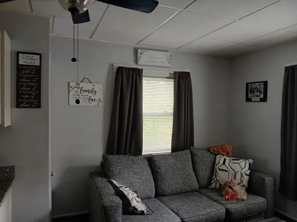 293 Linden St, Fall River, MA 02720