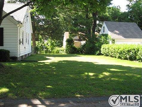 1027 Decker St, Kingston, NY 12401 | Zillow