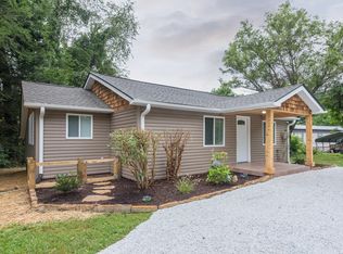 319 Pennsylvania Rd, Arden, NC 28704