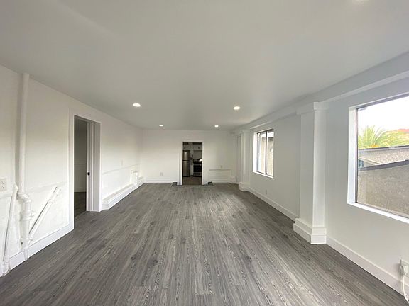 2nd image of 3343 Folsom St #3343