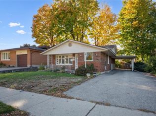 207 Laurentian Dr, Kitchener, ON N2E2G5