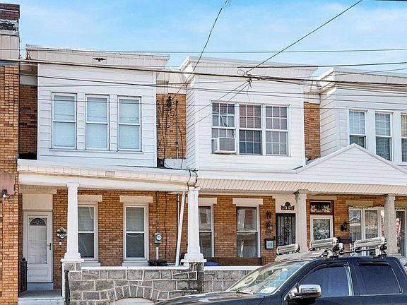 2nd image of 2566 E Ontario St