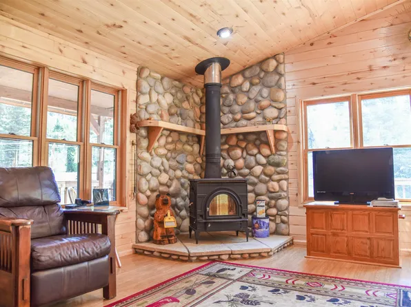 13 Shady Ln, Red River, NM 87558
