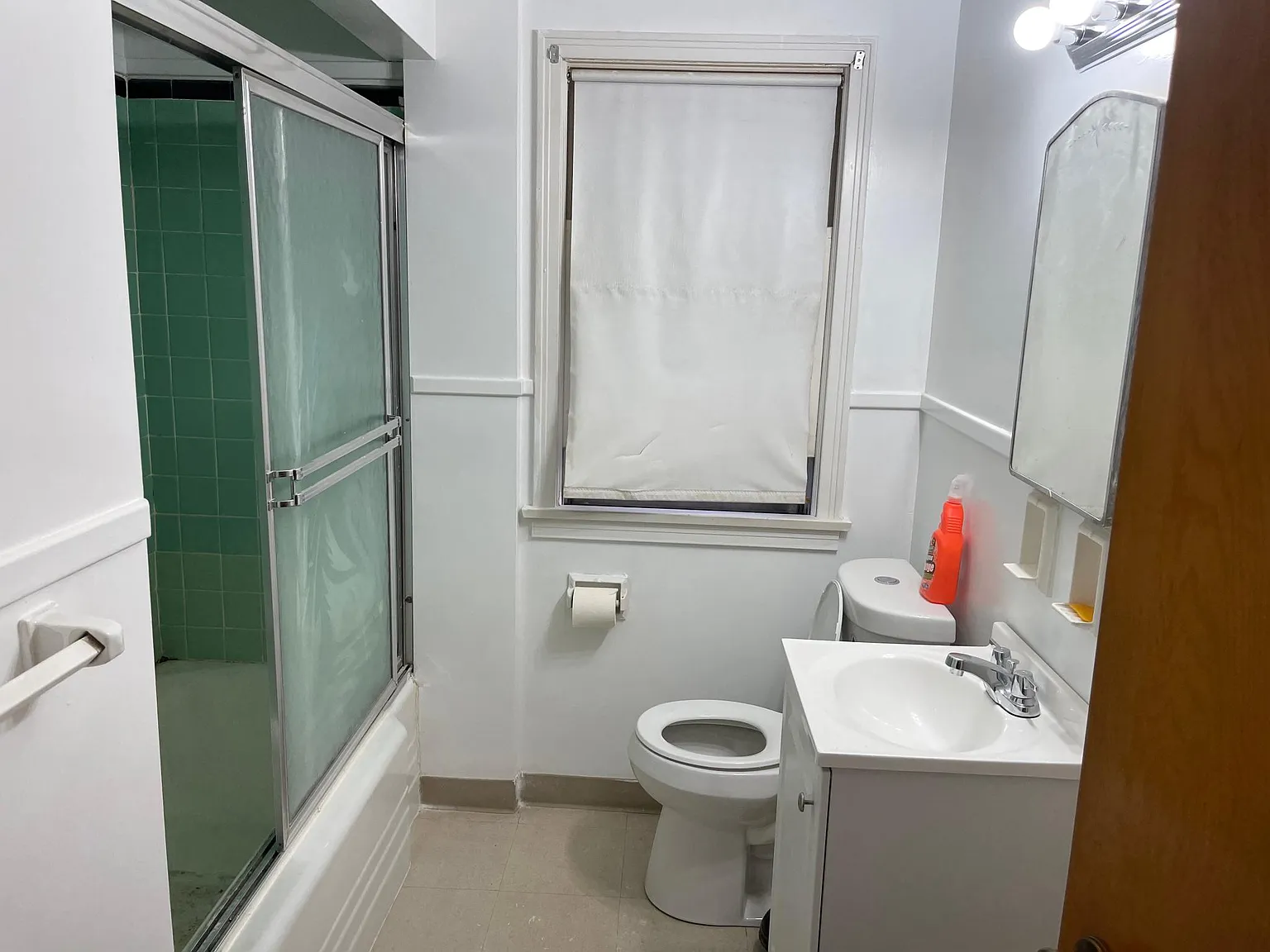 2420 Grand Ave — Photo 3
