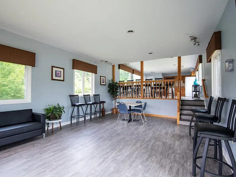 Emerald Springs Apartment Homes — Photo 25