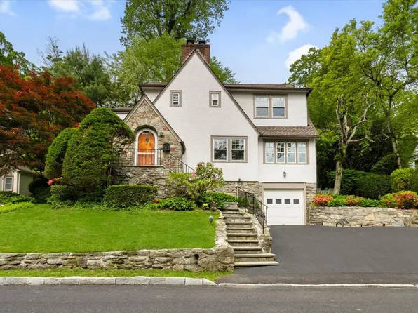 67 Walbrooke Road, Scarsdale, NY 10583