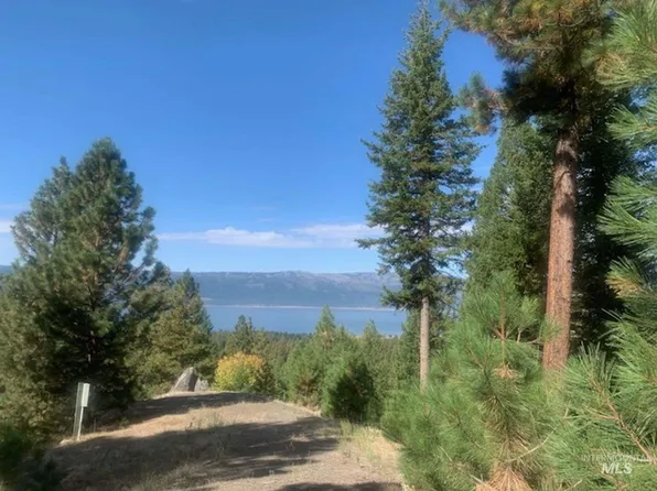 1451 Crown Point Pkwy #1455, Cascade, ID 83611