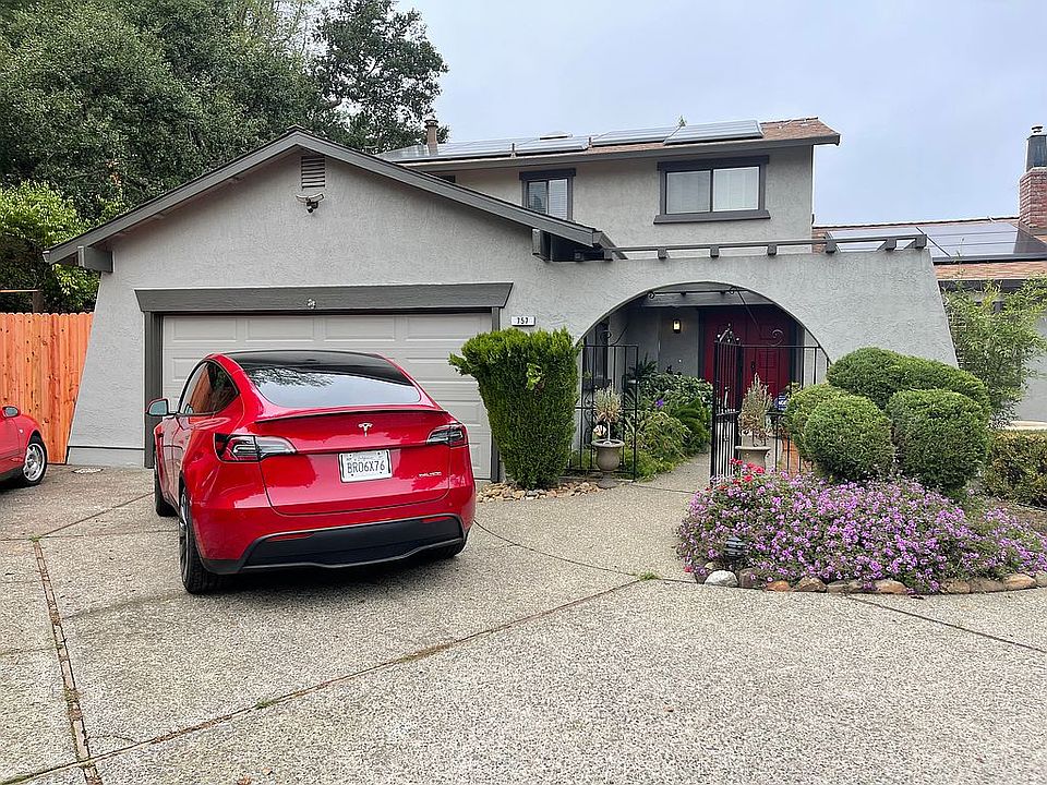 2nd image of 757 Eucalyptus Ave