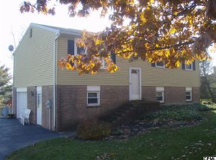 128 Deer Dr, Jonestown, PA 17038