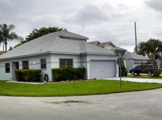 130 Tara Lakes Dr W, Boynton Beach, FL 33436