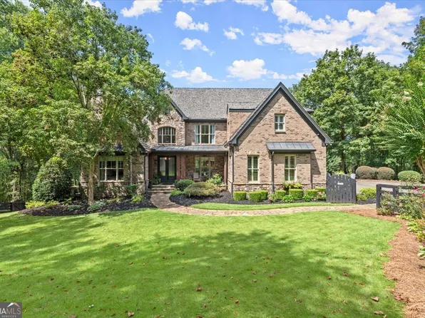 411 River Bluff Ln, Ball Ground, GA 30107