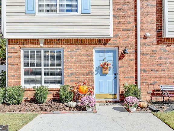 2nd image of 4170 Glen Iris Dr