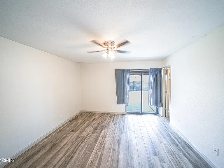 9315 E Dallas St — Photo 10