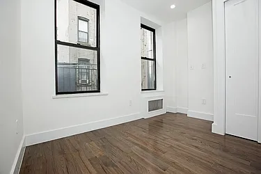 19 Eldridge Street, #14