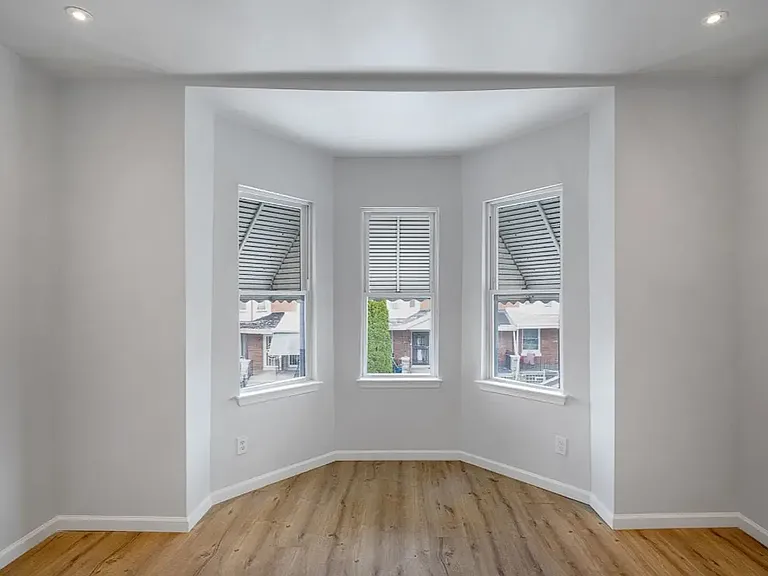 1239 N Frazier St #1 — Photo 16