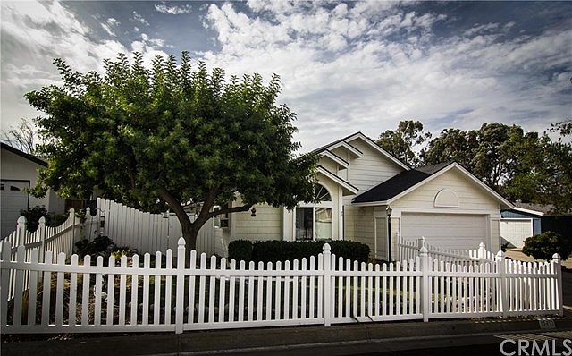 1st image of 33453 E Harvest Way