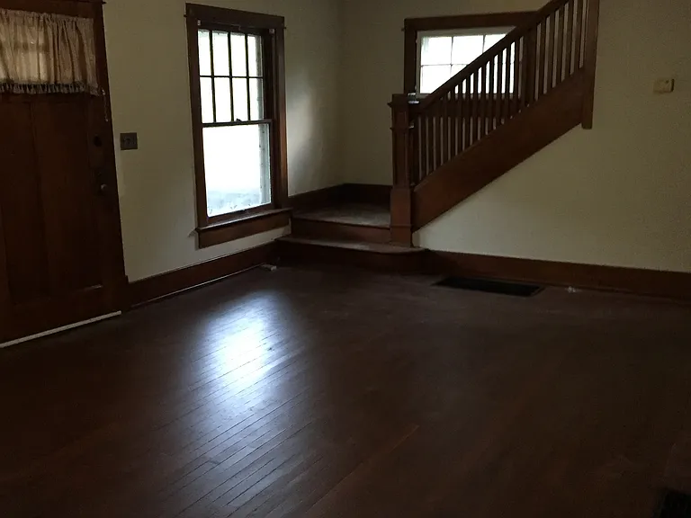 7617 N Dixie Dr — Photo 2