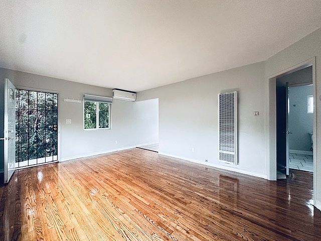 1st image of 1468 Chalcedony St #1468