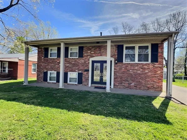 3915 Steele Dr, Owensboro, KY 42303