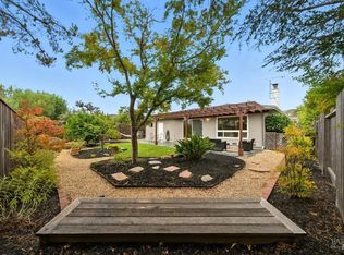 934 Las Pavadas Ave, San Rafael, CA 94903