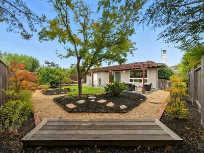 934 Las Pavadas Ave, San Rafael, CA, 94903