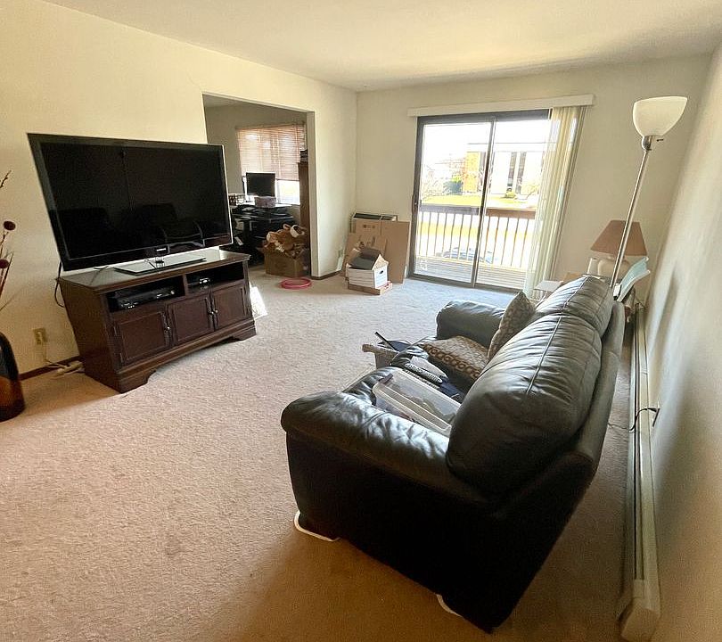 11322 W National Ave Apartment Rentals West Allis, WI Zillow