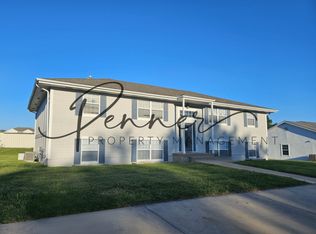 132 N Crest Dr, Raymore, MO 64083