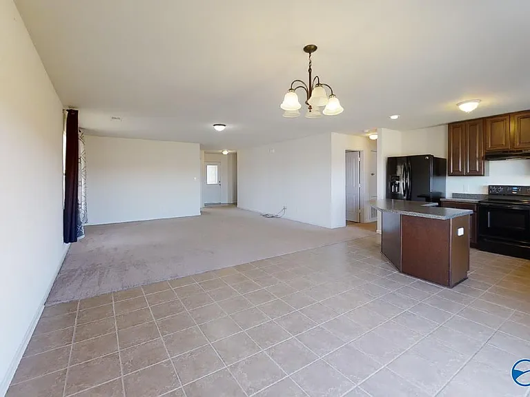 3477 Avalon Lake Dr — Photo 9
