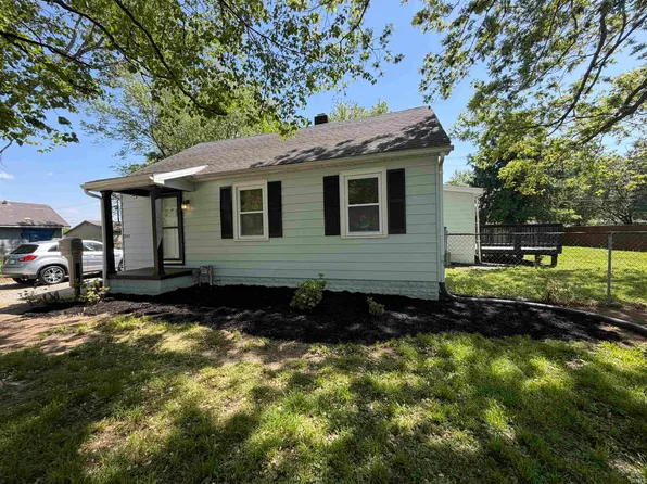 2143 Ravenswood Dr, Evansville, IN 47714