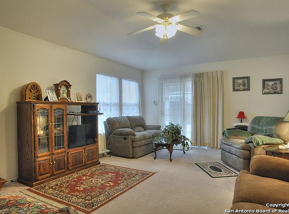 5th image of 9438 Hacienda Acres