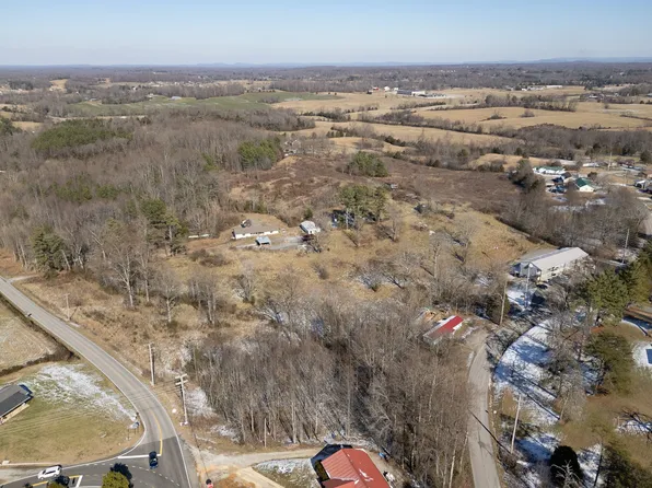 553 County Farm Rd, Cookeville, TN 38501