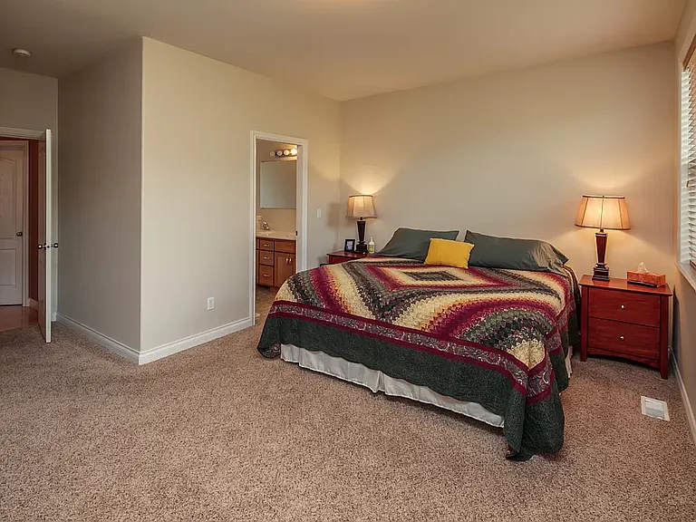1448 Woodfield Pl — Photo 12