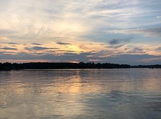 1140 Forest Lake Dr, Manning, SC 29102