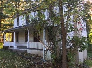 3 Lackawanna St, Hampton, NJ 08827