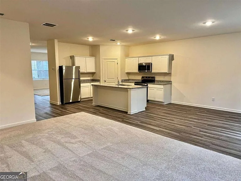 2229 Argento Cir — Photo 3