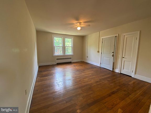 2nd image of 1316 Kenmore Ave APT D