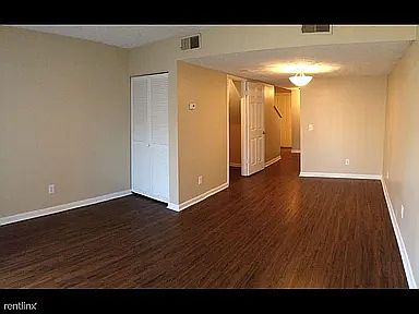 4th image of 6223 Longchamp Dr