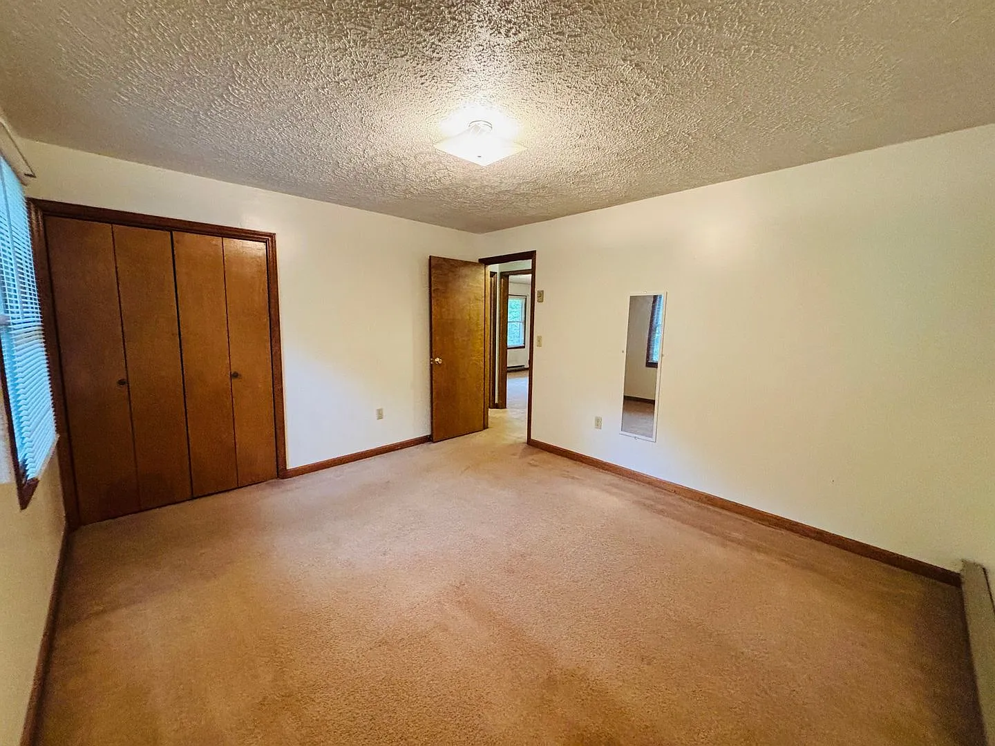 * Re-Rental Available 9/1/26 * 2 Bedroom 1 Bathroom Duplex — Photo 3