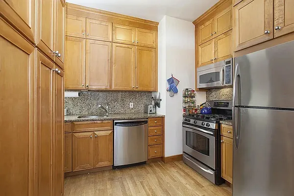 Rented by Modlin Group | media 4