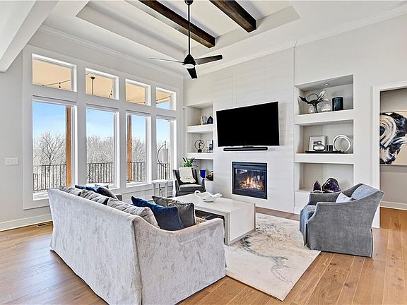 5th image of 14713 Thousand Oaks Pl