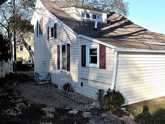 Side (West Elevation)