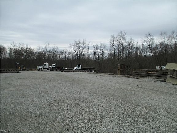 3rd image of 5748 Glenn Hwy