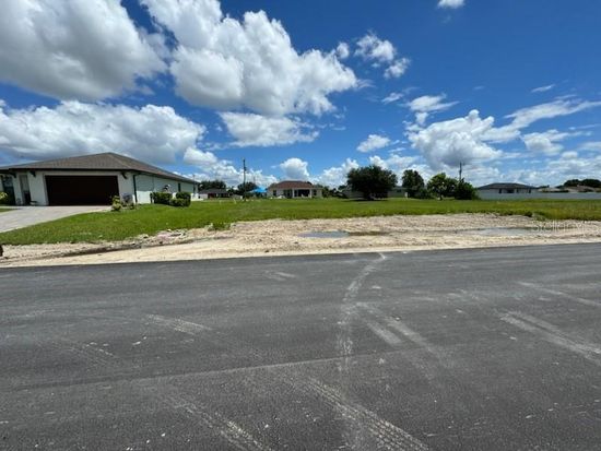 1309 NE 2nd Ave #11, Cape Coral, FL 33909