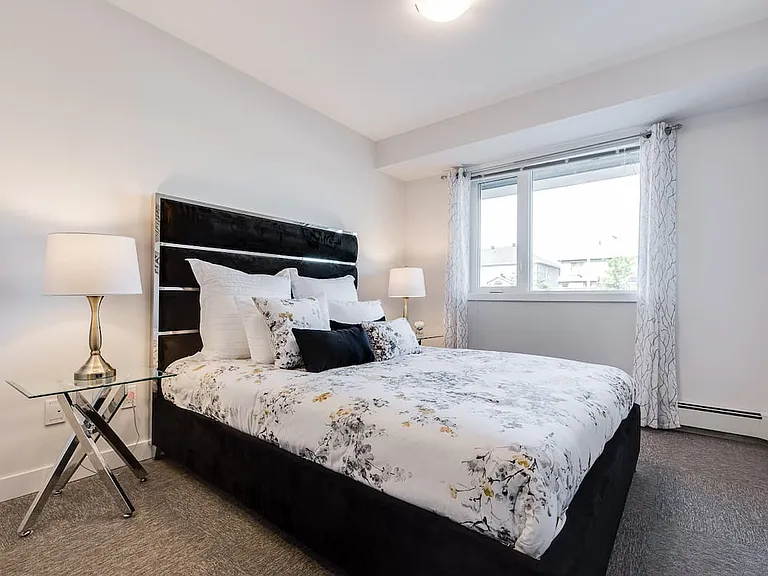 800 Eagleson Rd — Photo 9