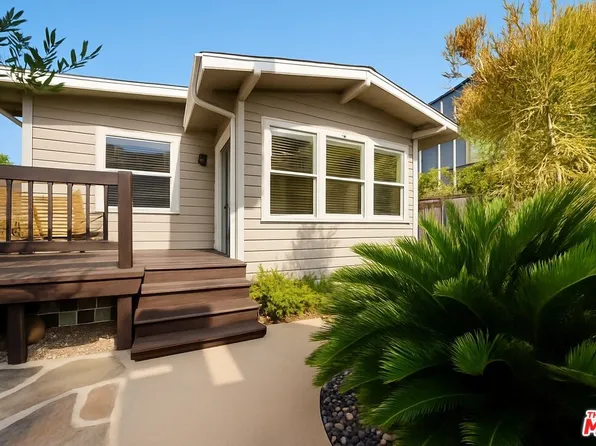 643 Santa Clara Ave, Venice, CA 90291