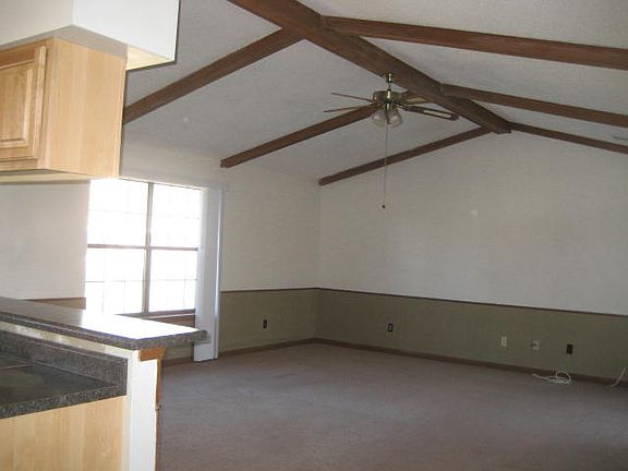 2nd image of 1111A Hickory Dr