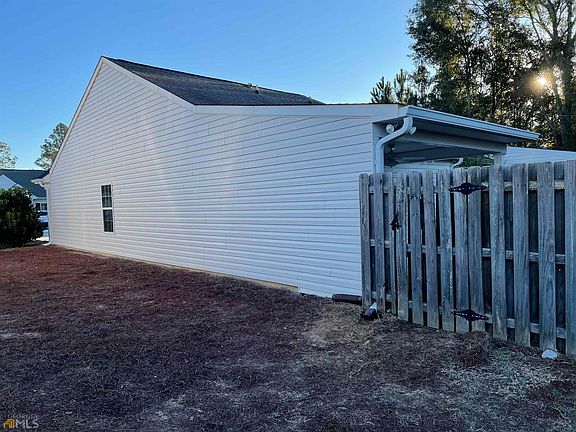 4th image of 207 Sunview Dr